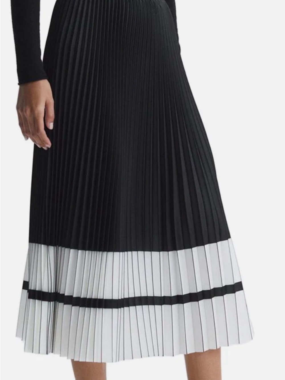 Reiss Marie Colorblock Pleated Skirt In Black